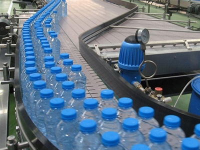 網(wǎng)帶輸送機(jī)客戶現(xiàn)場(chǎng)